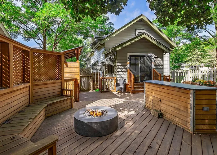 Сasa de vacaciones Walk To Train Station + Hot Tub! Fox River Grove